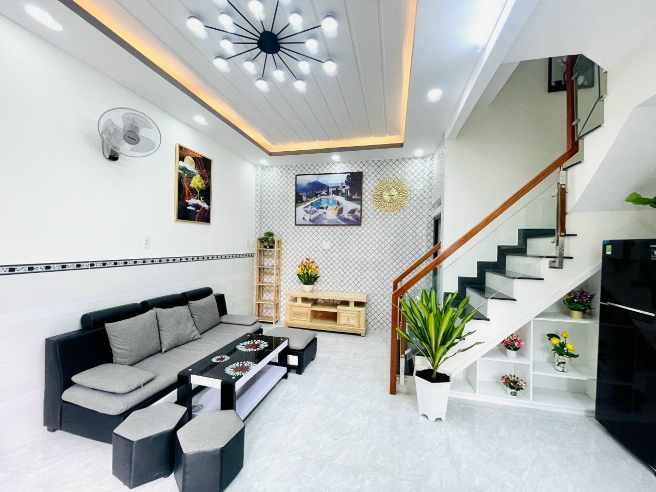  Bán nhà MT Cao Thắng, DT: 4x20m (CN 80m2), giá 18tỷ TL