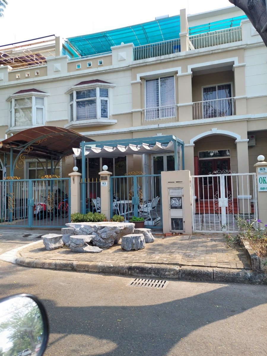 Bán nhà phố kinh doanh Hưng Phước, nội khu đường Bùi Bằng Đoàn, Quận 7 