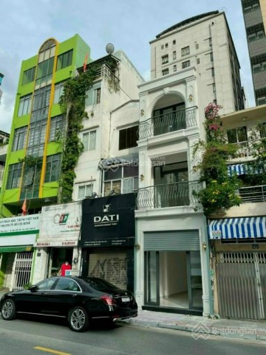 Mặt tiền Nguyễn Trọng Tuyển, P. 15, PN: DT 4,5x26m - 4 tầng - giá chỉ 19,5 tỷ - chính chủ