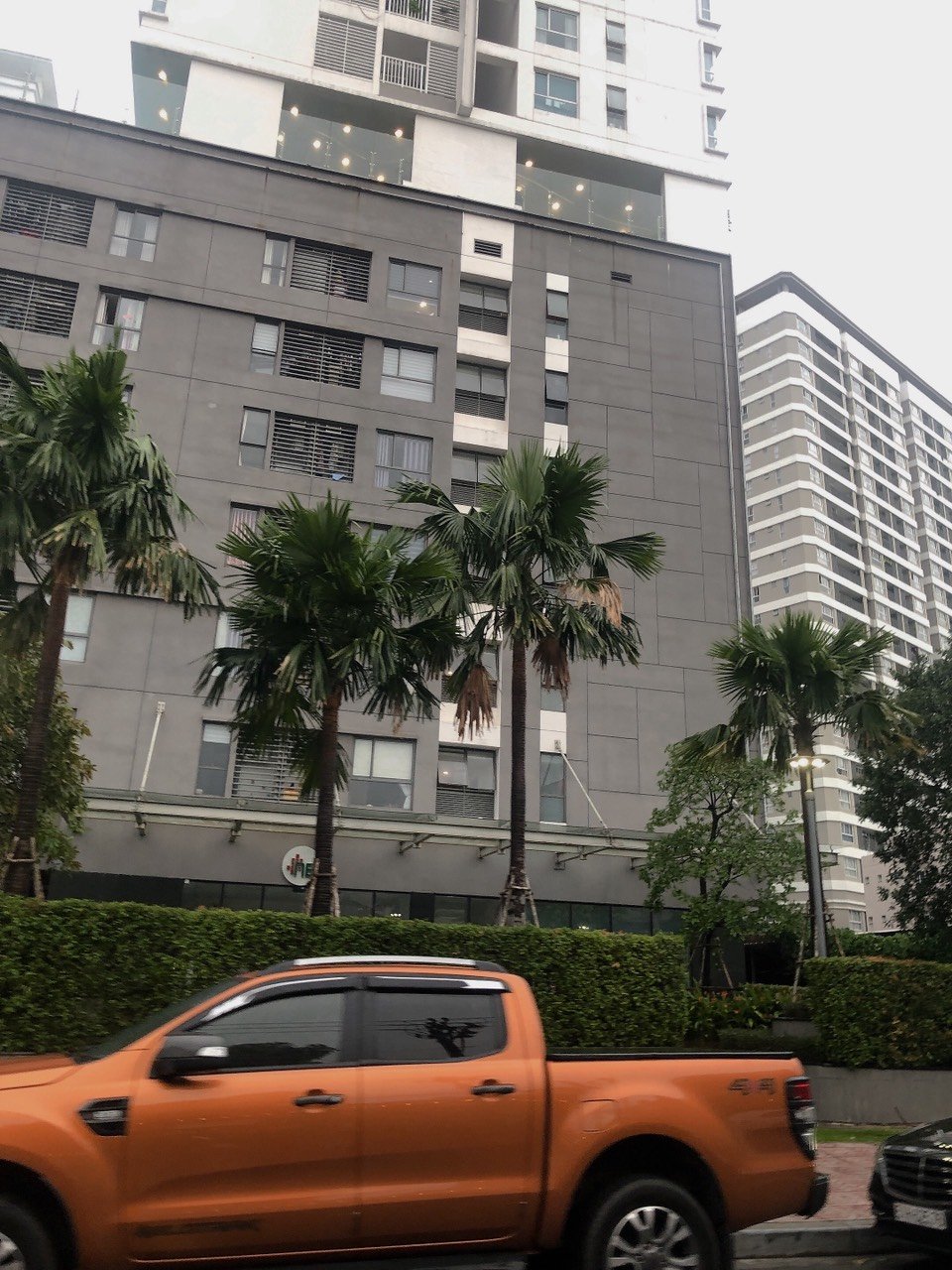 Bán nhà mặt tiền 5 lầu Hồng Hà, 80m2, CỰC HIẾM, KD đỉnh, gần sân bay, 21.9 tỷ. 