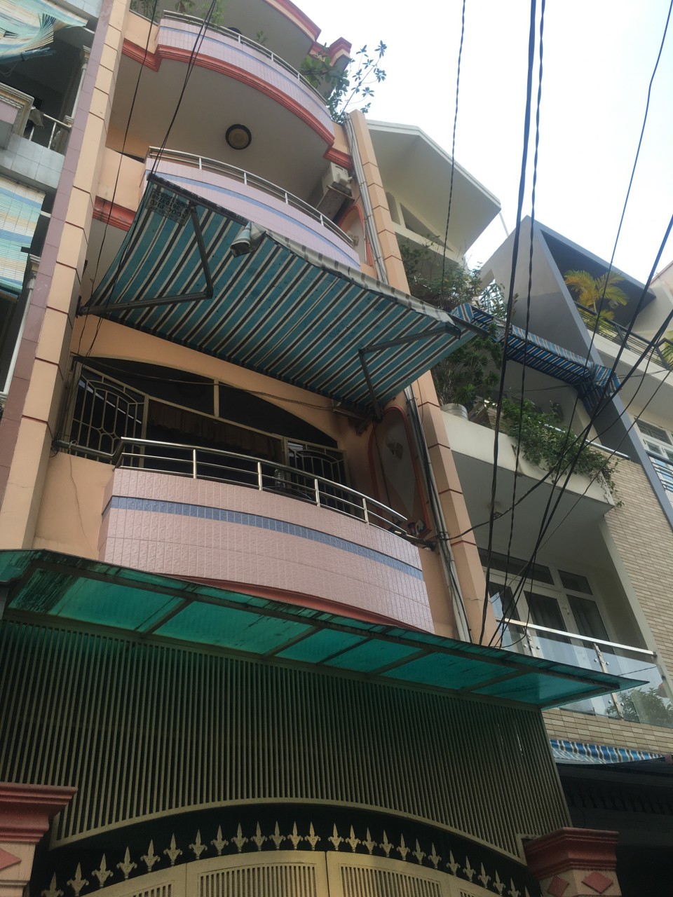 Cần tiền bán gấp nhà hẻm 5m An Dương Vương, P.9, Q.5, DT chuẩn: 3.7x14m, chỉ 10 tỷ TL
