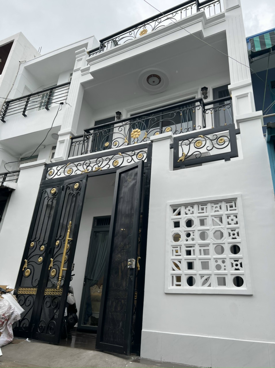 Bán nhà 1 lầu mới 100% Hẻm 6m đường Trần Văn Khánh Quận 7. GIÁ 6.3 TỶ