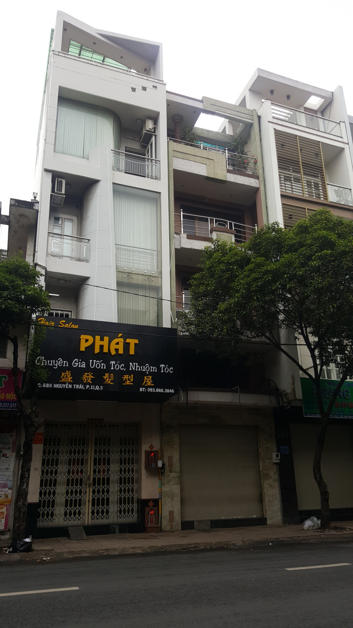 Bán nhà mặt tiền đường Phạm Hữu Chí - Dương Tử Giang, P. 15, Quận 5. DT: 4x18m, giá 17,2 tỷ