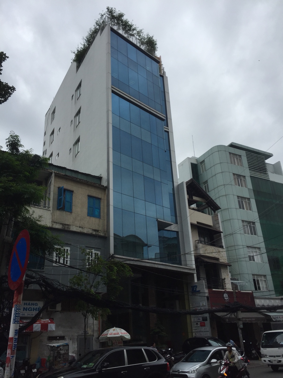 Cần bán nhà mặt tiền đường Trần Hưng Đạo - Nguyễn Biểu quận 5; DT 7x20m giá chỉ 66 tỷ