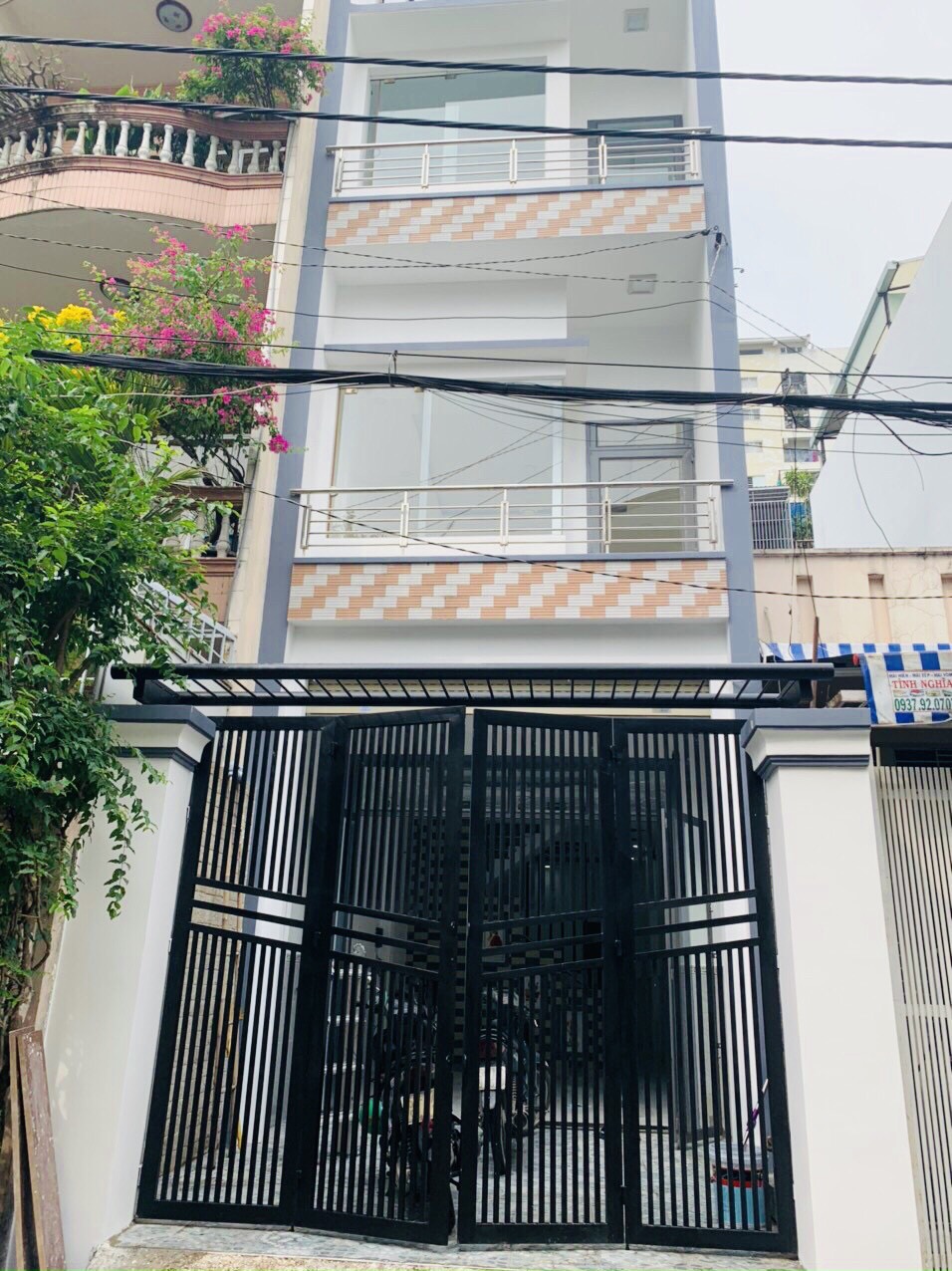 Bán Nhà Hẻm 8m Phạm Văn Xảo, 4x20m, 1 Trệt 2 Lầu – ST Đẹp. Giá 8.9 Tỷ