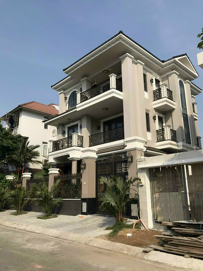 Xuất Cảnh Bán Biệt Thự HXH 6m Nguyễn Văn Đậu, Bình Thạnh 26.5 tỷ DT 8.3x33m, DTCN 242m2