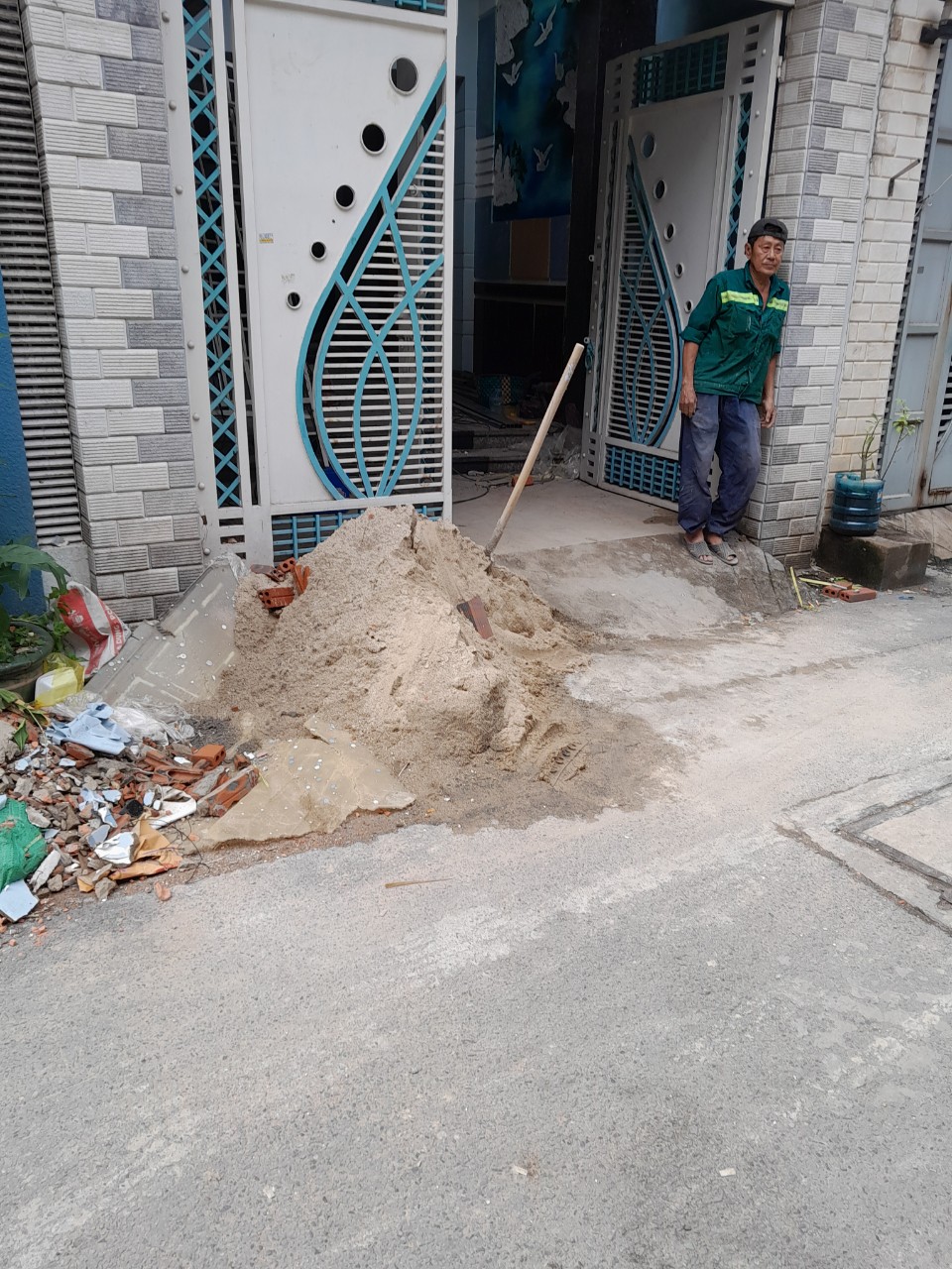 bán gấp nhà hẻm phan huy ích.p14 .quận gò vấp dt 4x19m dtcn 76,5m2 2 lầu 