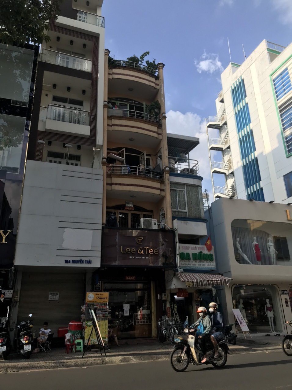 Siêu Vị Trí ! Nhà mặt tiền đối diện Vạn Hạnh Mall – 4x17-4 lầu – giá rẻ nhất cung đường