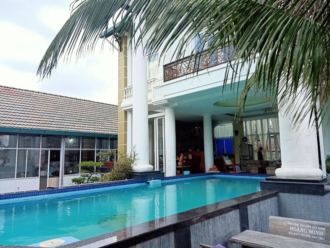 Siêu biệt thự mặt tiền Man Thiện Phường Tân Phú, Quận 9 25x50 3 tầng hồ bơi sân vườn giá 40 tỷ