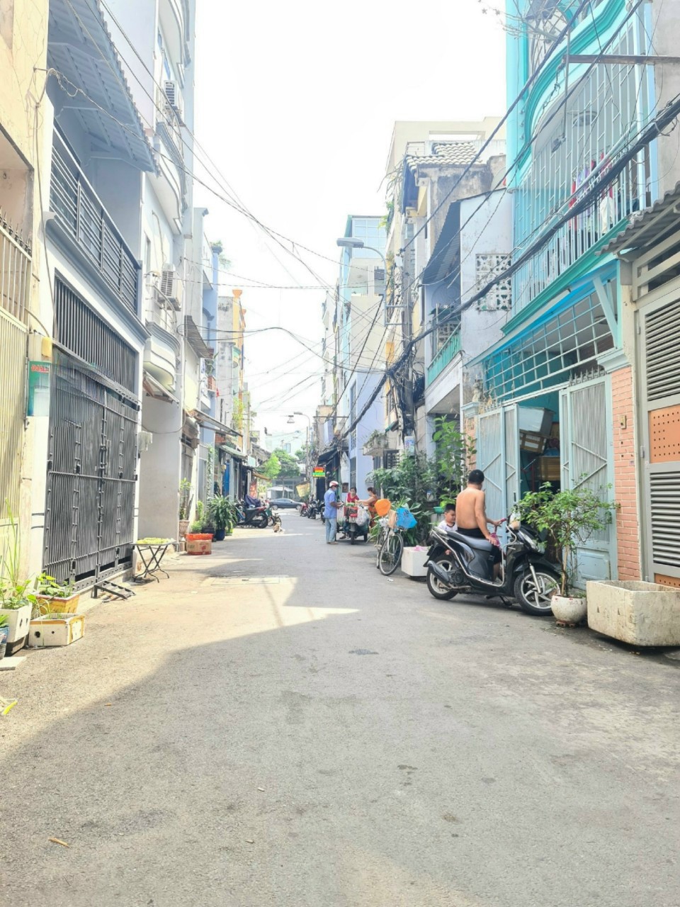 Bán Nhà 2 Lầu hẻm xe hơi 7m Thoại Ngọc Hầu gần ỦY Ban quận Tân Phú