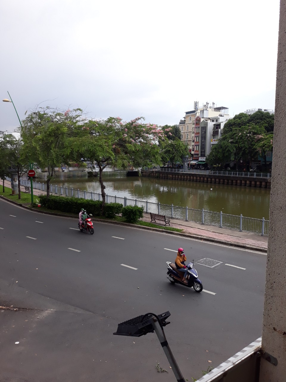 CHUNG CƯ TRẦN QUỐC THẢO, LẦU 1, TRẦN QUỐC THẢO, PHƯỜNG 9, QUẬN 3, TP HỒ CHÍ MINH