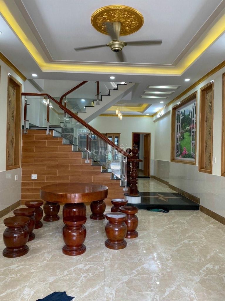 Nhà bán đường Nguyễn Tư Giản, quận Gò Vấp,siêu to, quá đẹp, rất rẻ