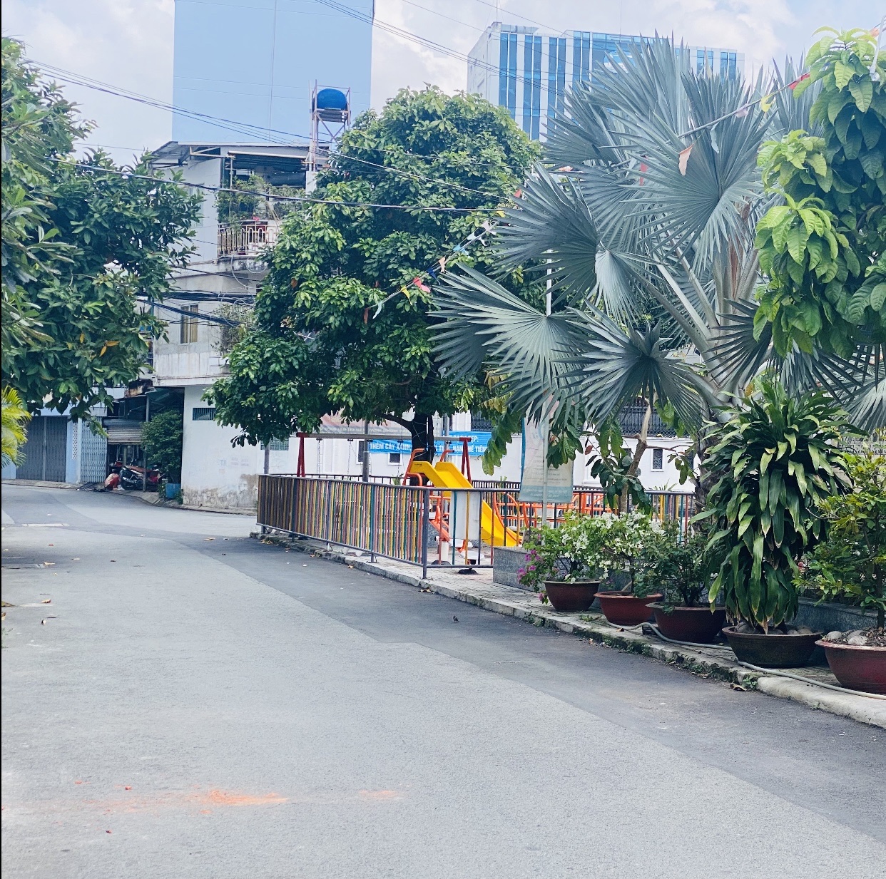 Bán nhà HXH 6m Nguyễn Thái Bình P12, TB(6,5 x 16m), 4 lầu chỉ 129tr/m2