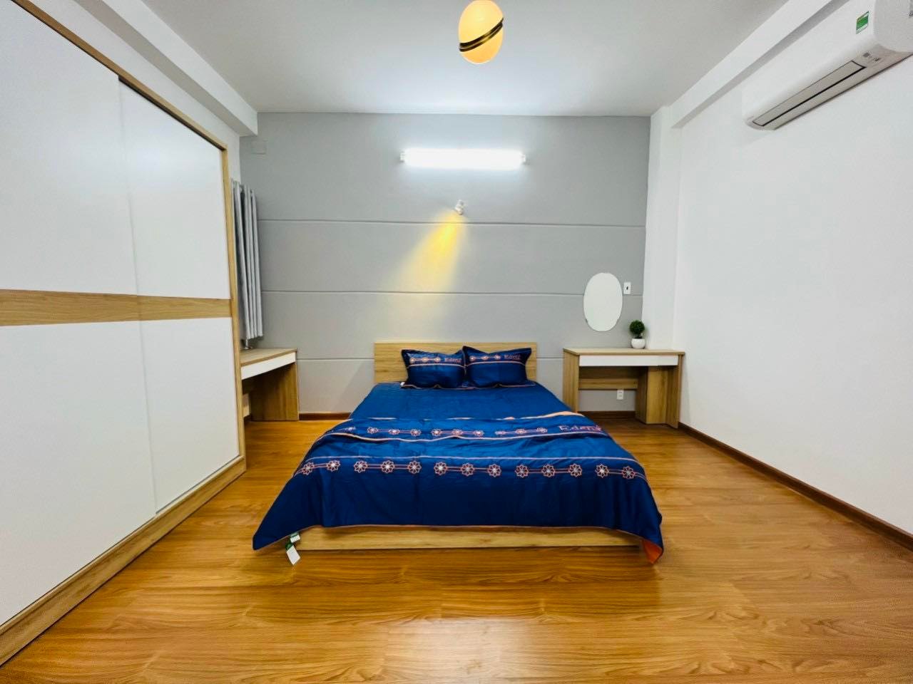 BÁN NHÀ LIỀN KỀ PHÚ MỸ HƯNG QUẬN 7 