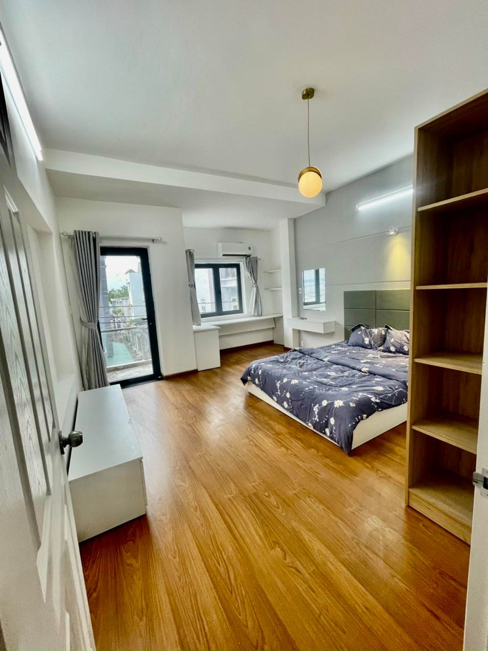 BÁN NHÀ LIỀN KỀ PHÚ MỸ HƯNG QUẬN 7 