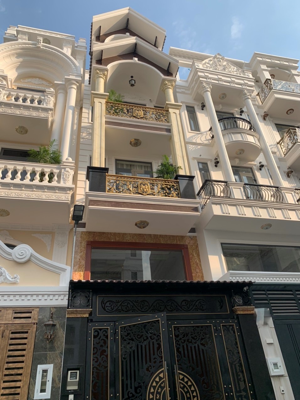 Bán nhà đẹp hẻm 416 đường Dương Quảng Hàm, P.5, Gò vấp, DT: 4x17 giá 11,8 tỷ 