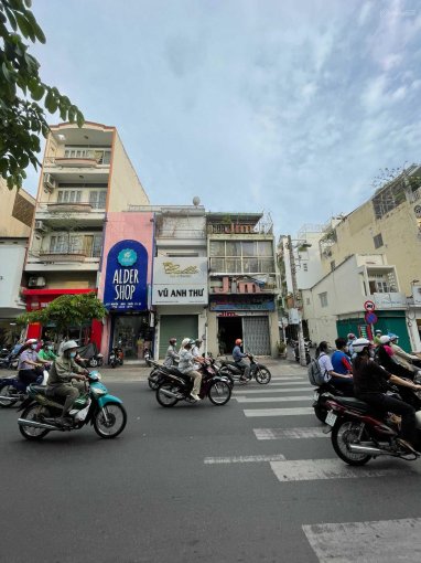 Giá siêu tốt! Mặt tiền Nguyễn Thị Minh Khai, Quận 1, DT: 6.12x18.5m, giá chỉ 35 tỷ