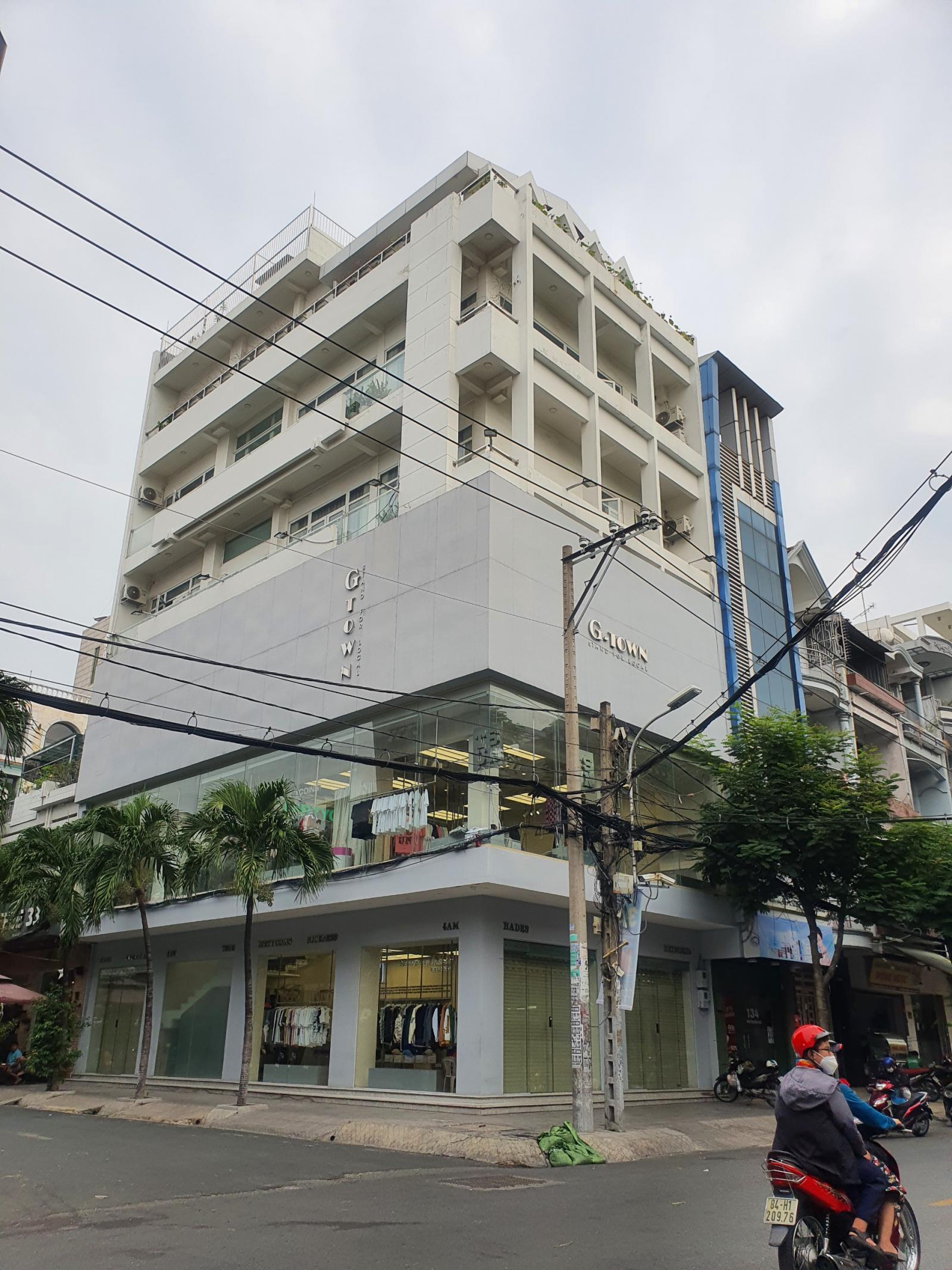 Building Hầm - 5 tầng số 1A đường Nguyễn Thái Bình. DT: 10*18M. HĐT: 120tr/tháng