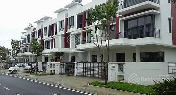 Kẹt bank bán gấp nhà mặt tiền Lê Văn Sỹ, Q. Phú Nhuận (7x20m) CN 128m2, giá 41.5 tỷ, trệt 2 lầu ST