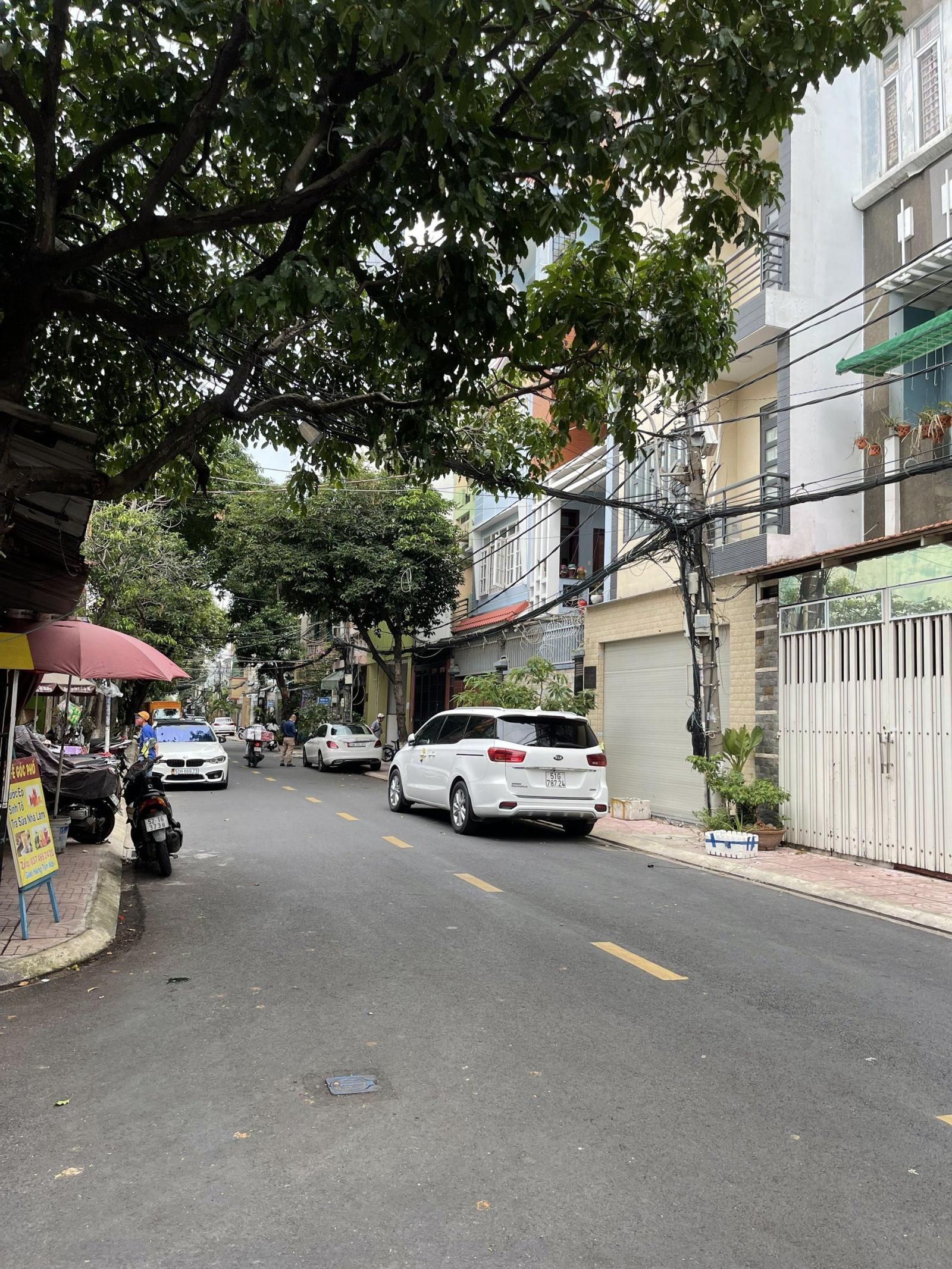 Bán nhà hẻm xe hơi ngay xác mặt tiền đường Nguyễn Thái Bình, Tân Bình, DT: 7m x 25m, giá 28 tỷ