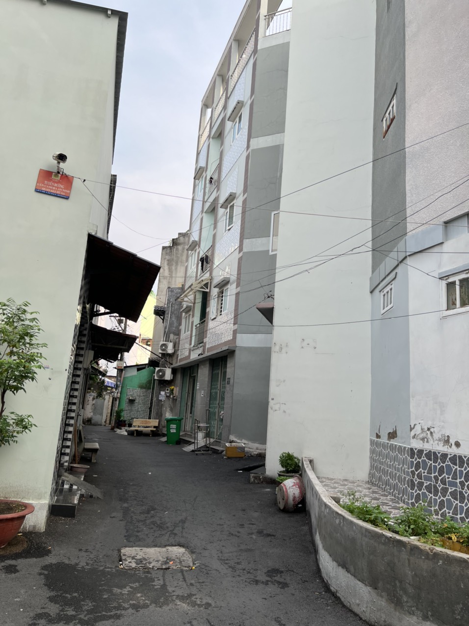 Bán CHDV Trần Hưng Đạo, Q Tân Phú, Nhà trệt lửng 3 Lầu ST, 9x20m, giá 14.5 tỷ