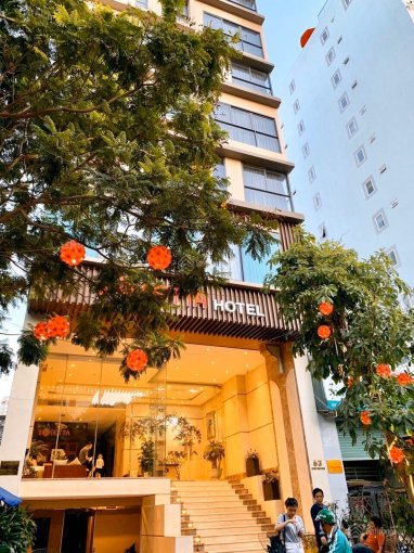 Cần bán khách sạn Bùi Thị Xuân, P Bến Thành, Quận 1 DT 14 x 25m nở hậu 17,6m, giá bán 320 tỷ 0938061333
