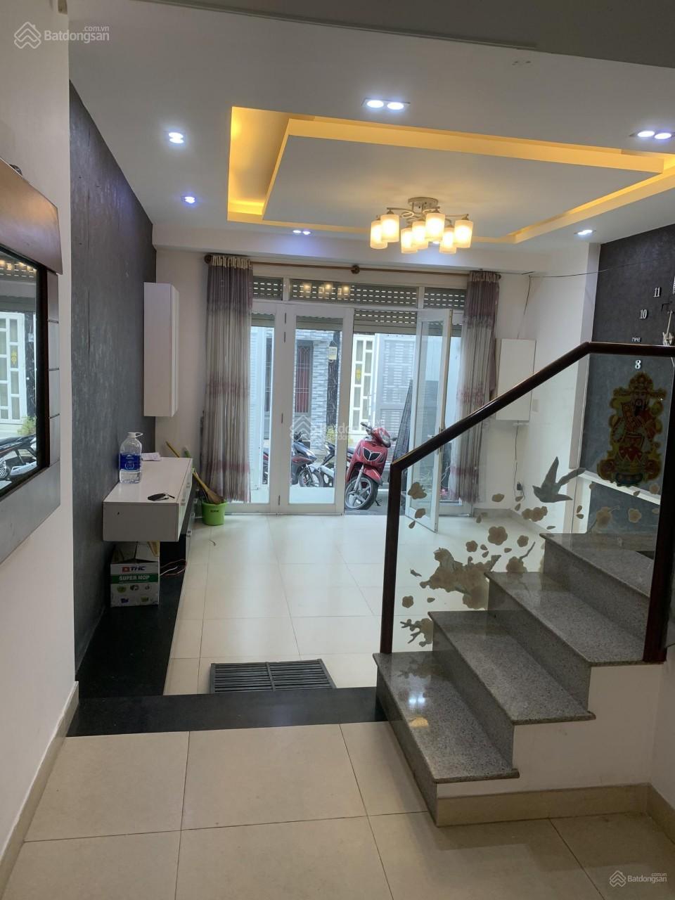 Chính chủ bán nhà hẻm xe hơi Bùi Đình Túy 4.5x17m nhà 4 tấm vào ở ngay liên hệ 0352532539
