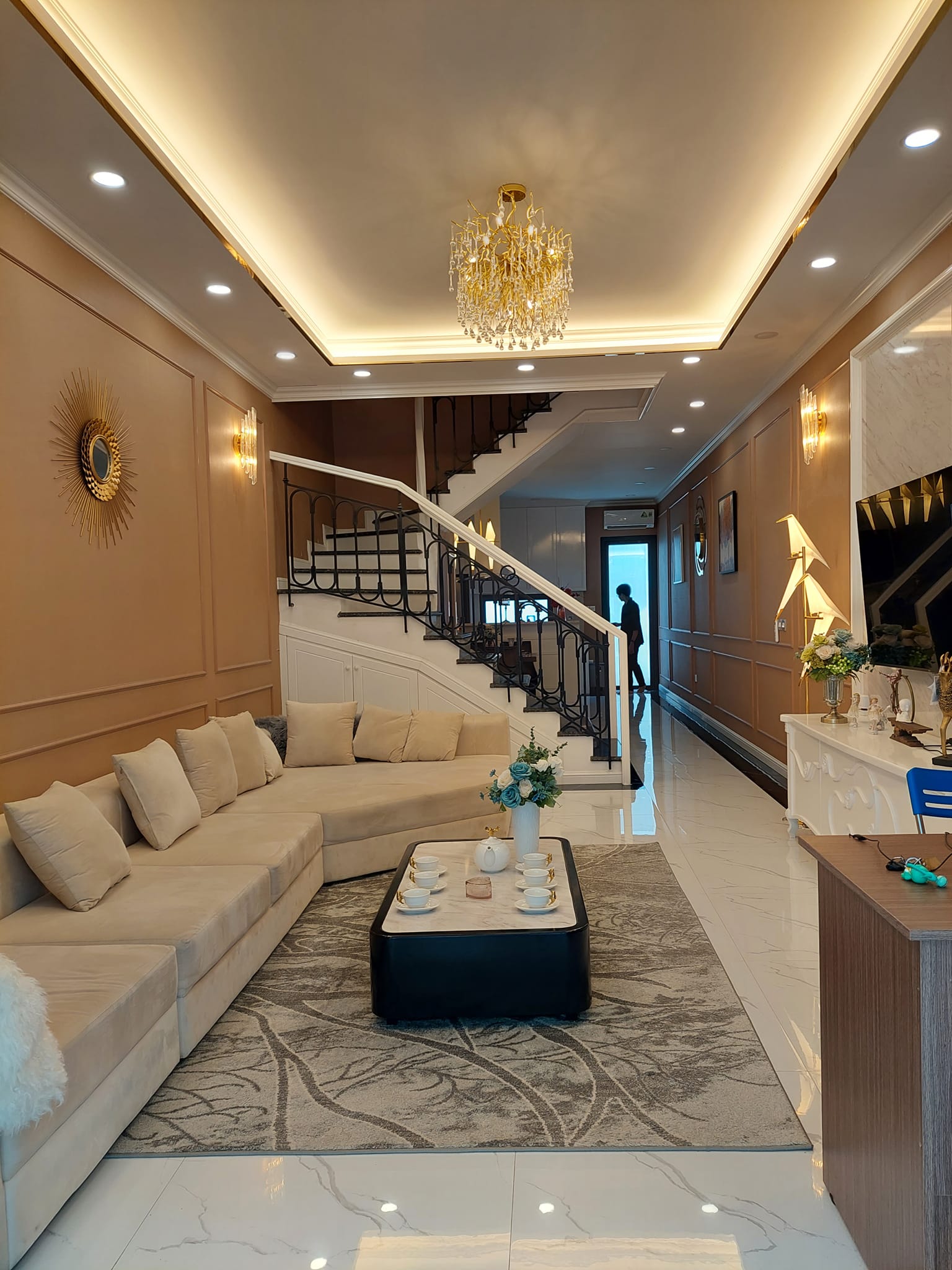 CHÍNH CHỦ GẤP BÁN 4x15.5M, 61M2, NGUYỄN XÍ. DUY NHẤT MỘT CĂN. NHỈNH 7 TỶ