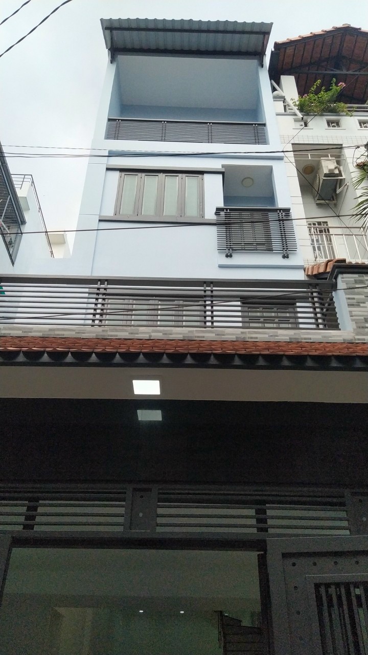 Bán căn nhà đẹp hẻm xe hơi Hòa Hảo - Ngô Quyền P5, Quận 10 ( 4,5x15m)