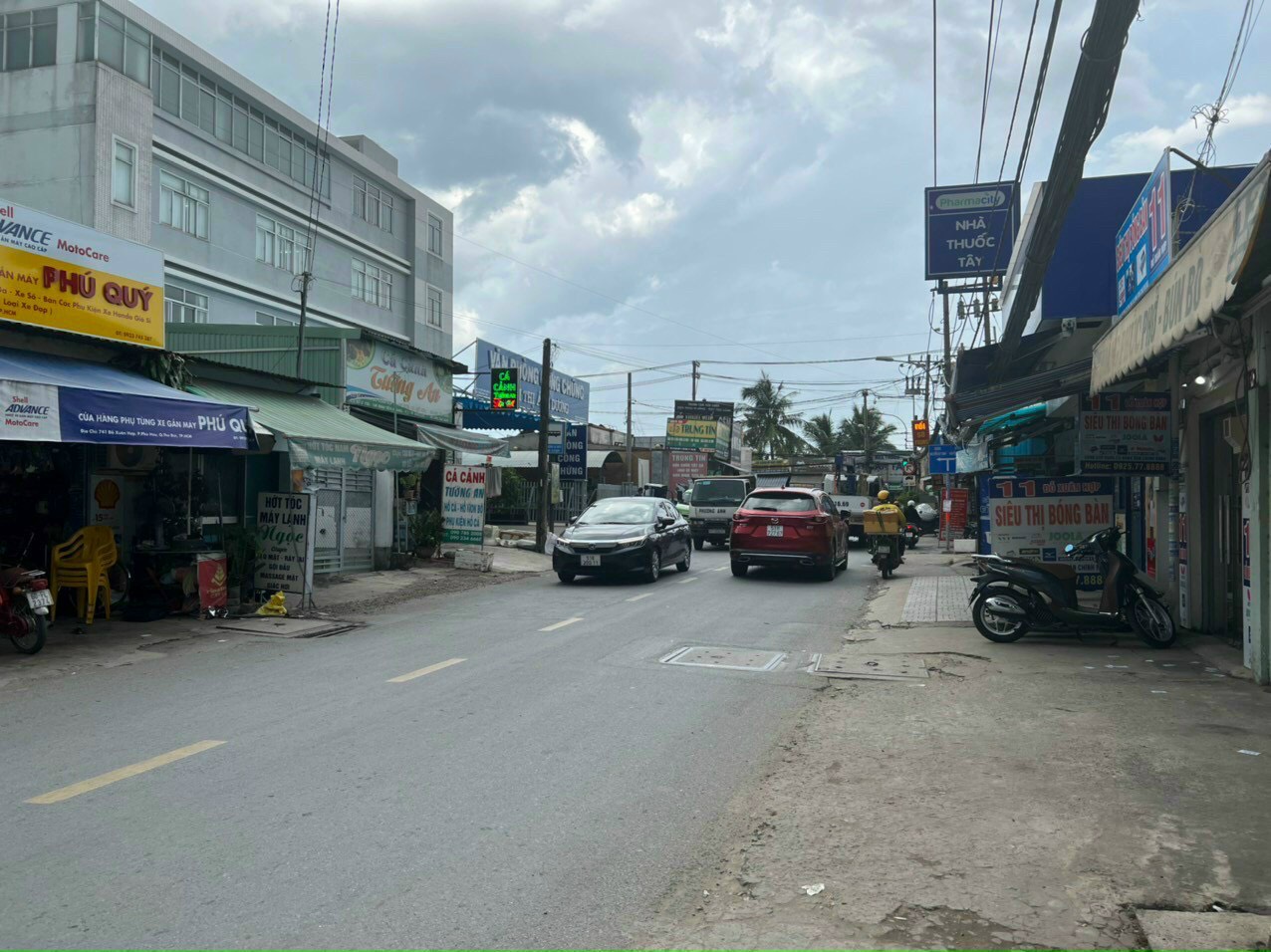 Nhà mặt tiền Nguyễn duy trinh phú hữu DT 140m, gần Đỗ xuân hợp, tiện kinh doanh