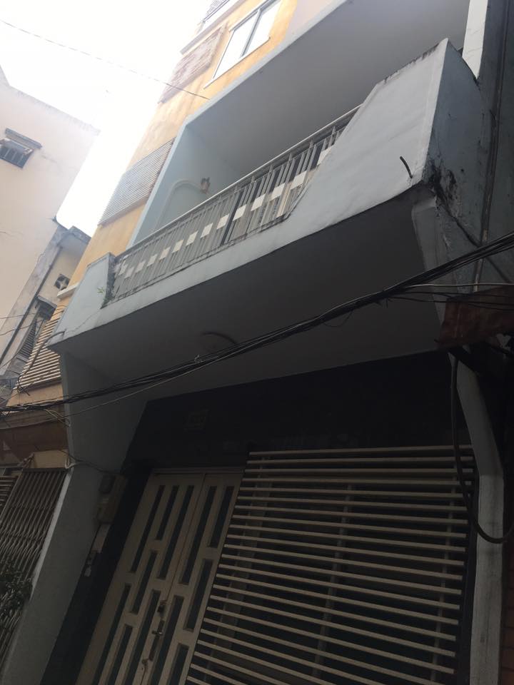 Chính chủ bán nhà HXH cách mặt tiền 1 căn rất đẹp, đường 3/2, DT: 4,6x14m, P14, Q10. Đầu tư quá tốt