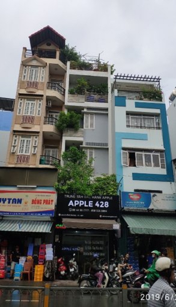 Bán nhà Mặt tiền Lê Hồng Phong ngang 4m5 *nở hậu L* 3 lầu, chỉ 22 tỷ 8, Q.10