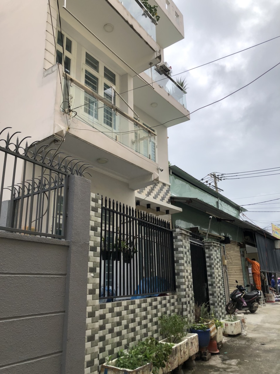 Bán nhà Hẻm xe hơi thông, đường Hồ Văn Tư, phường Trường Thọ, 51m2 nhỉnh 3 tỷ ngay trung tâm