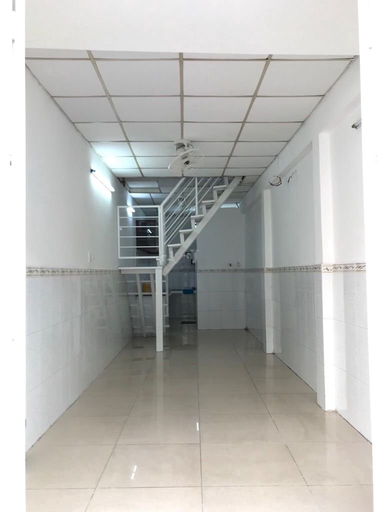 Bán nhà sát MT Lê Quang Định, P5, DTSD 54m2, 2PN, chỉ 3.4 tỷ TL