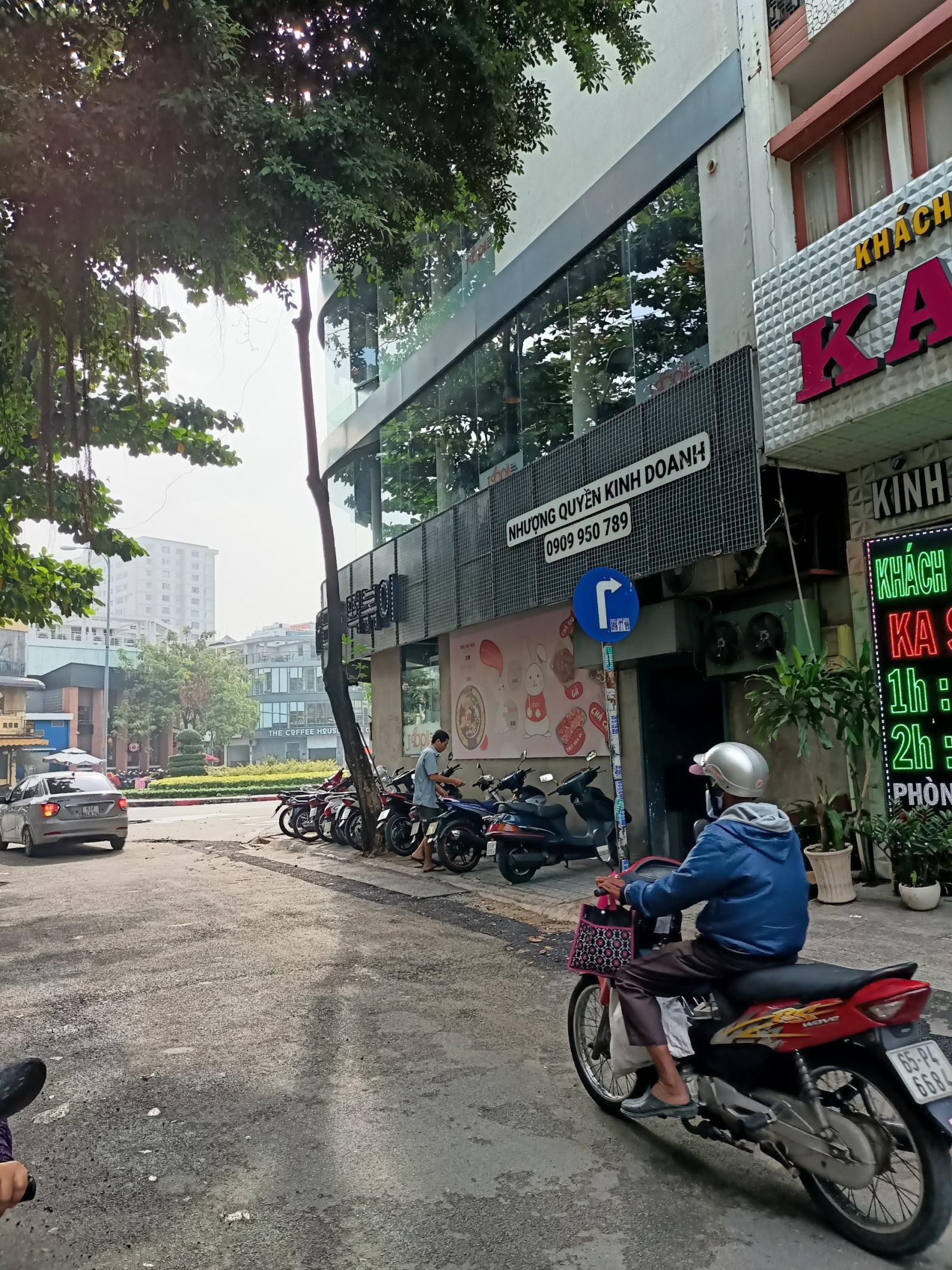 Bán nhà đường Tô Hiến Thành ngay chợ thuốc Nguyễn Giản Thanh, Q10. DT: 5.8x12.5m giá 18.5 tỷ
