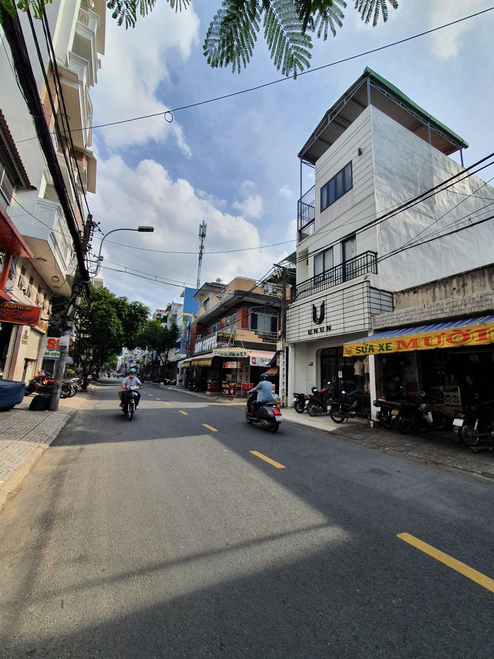 8 x 25m, bán nhà mặt tiền đường Võ Thành Trang (gần phía ngã 4 Bảy Hiền) giá 26 tỷ
