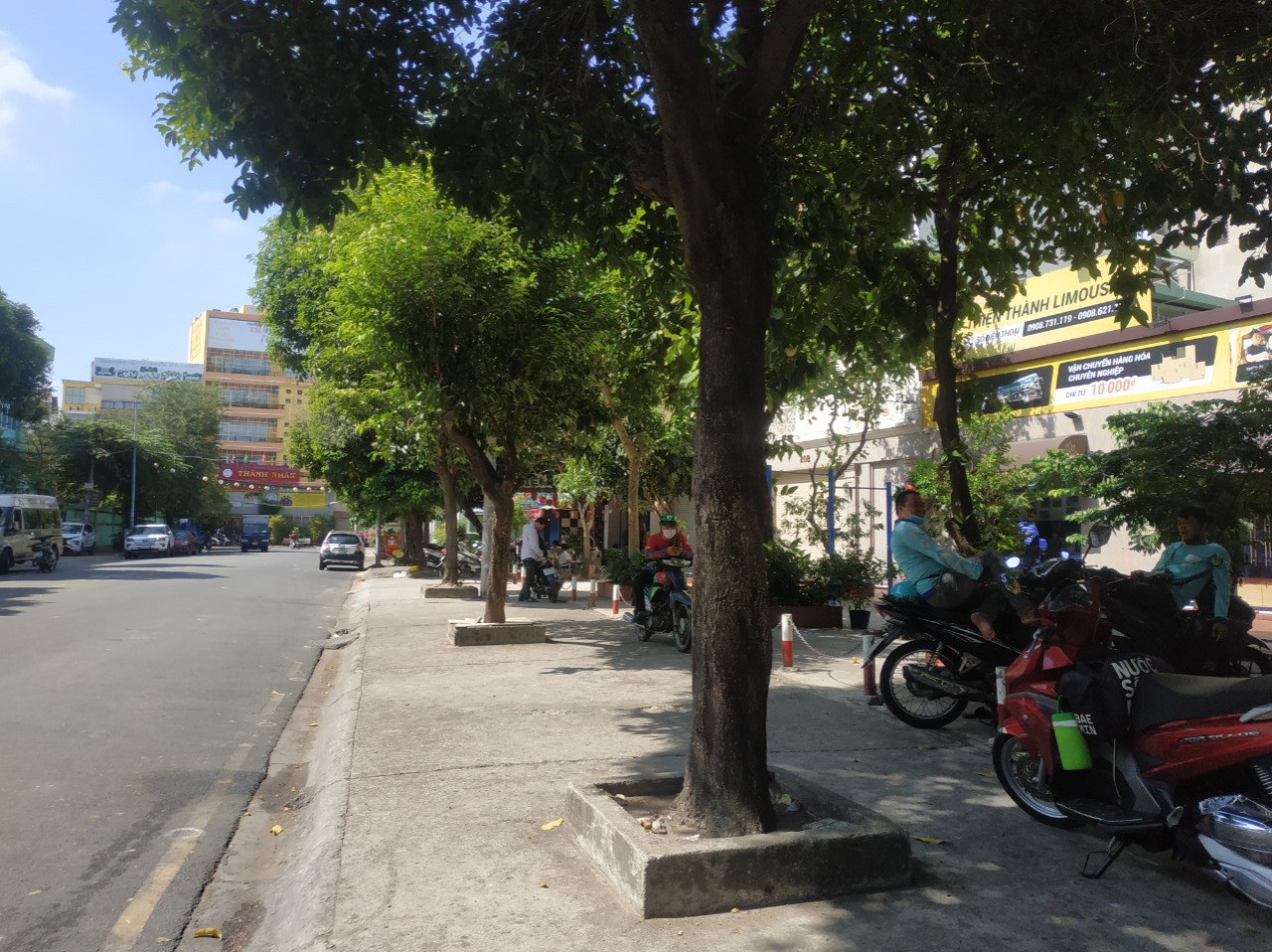 Bán đất tặng nhà hẻm xe hơi 6m thông đường Hoa Bằng P.Tân Sơn Nhì 60m2 giá rẻ 6.05 tỷ