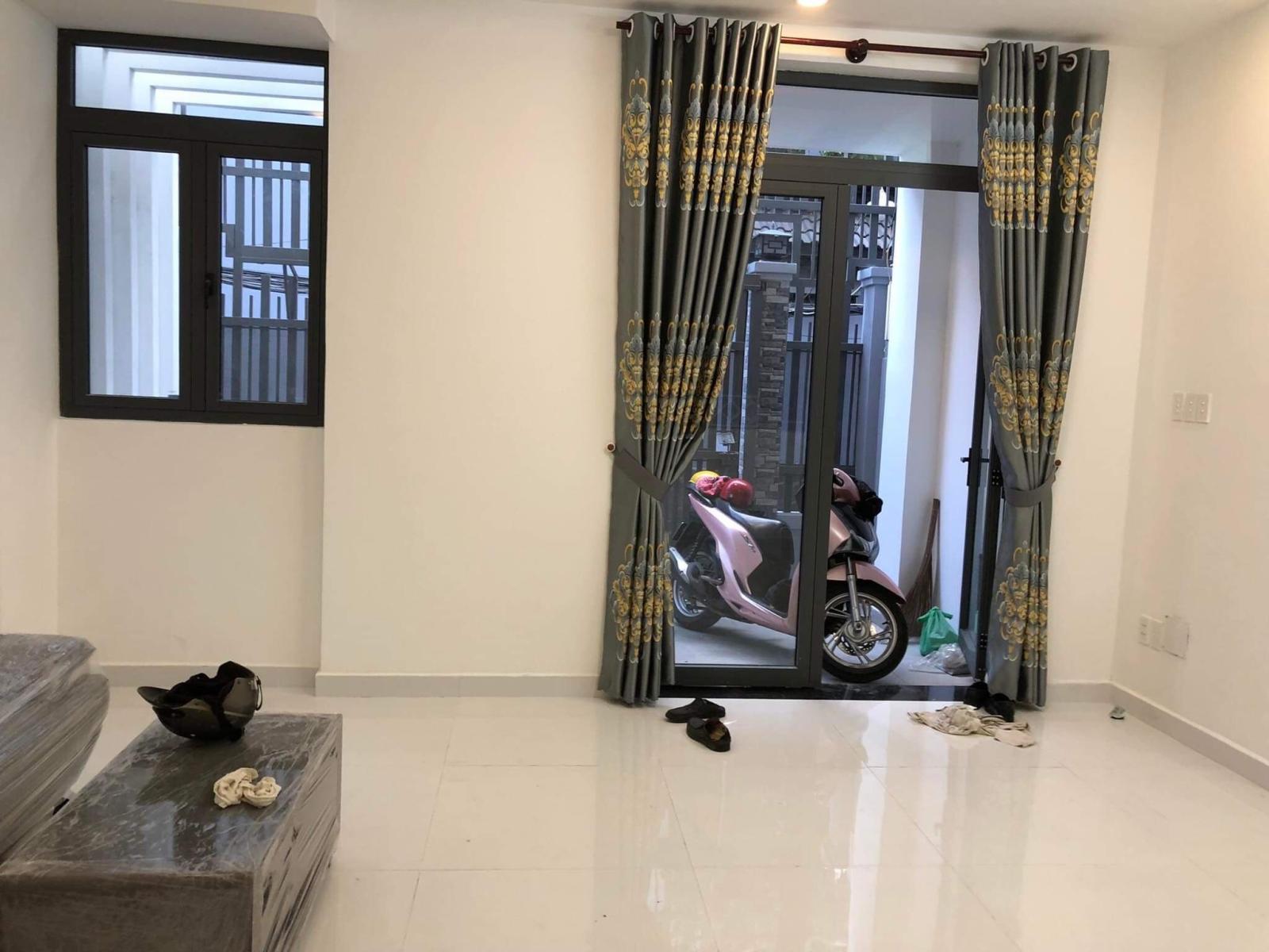 Bán nhà Phan Văn Trị, (5.5x16m) nở hậu L 9m, ngay chợ Cây Thị, Trệt 1 Lầu nhà mới cứng, Full NT xịn xò