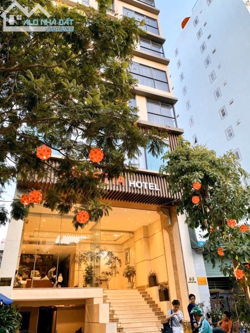 Bán khách sạn mặt tiền đường Nguyễn Thái Học, Q. 1, DT 4,2x18m, hầm, trệt 5 lầu, giá chỉ 50 tỷ 0938061333
