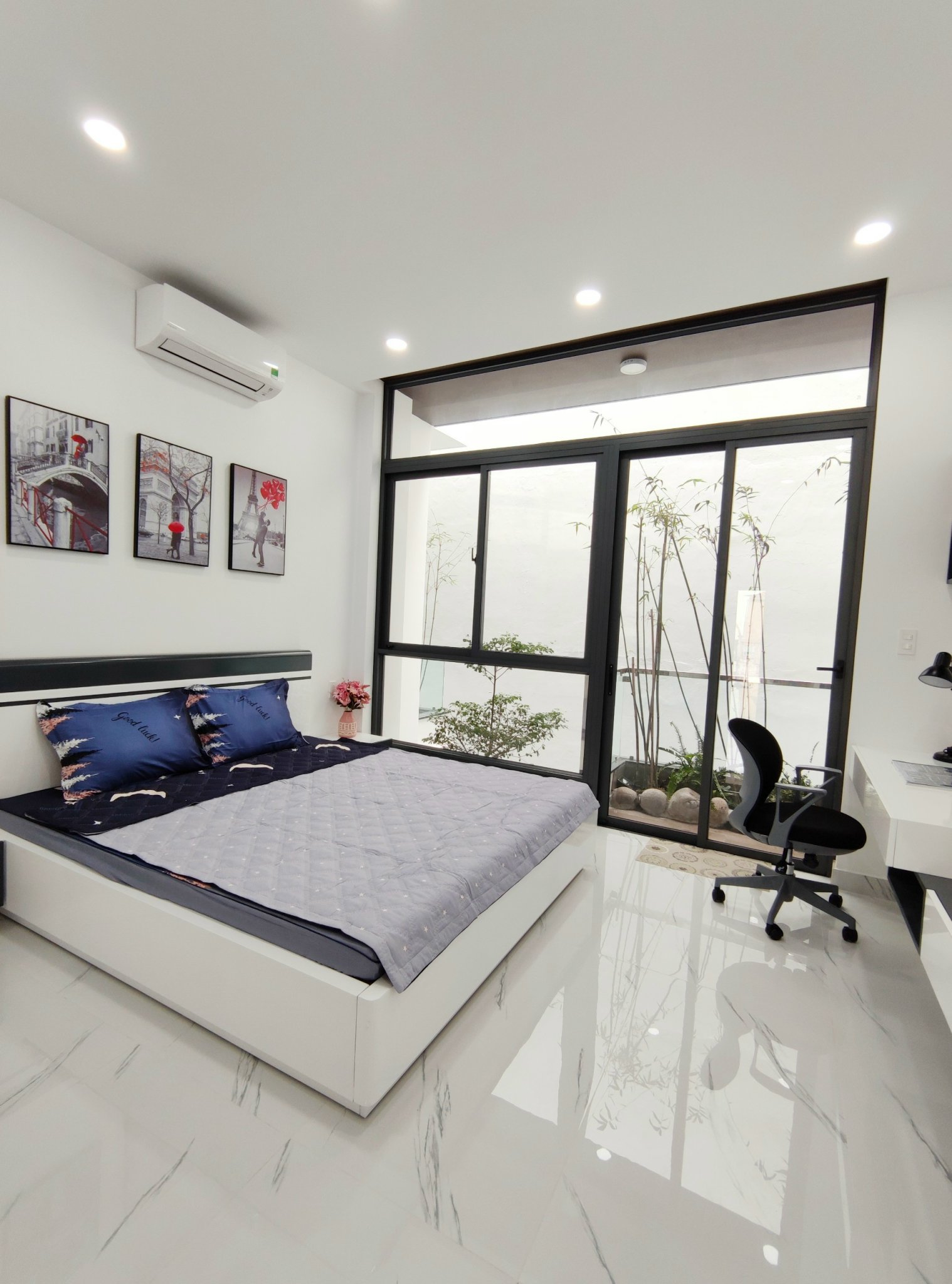 Bán Nhà Đẹp Xây Dựng Tâm Huyết Đẹp Như Hình q3, HXH 4.5*20M