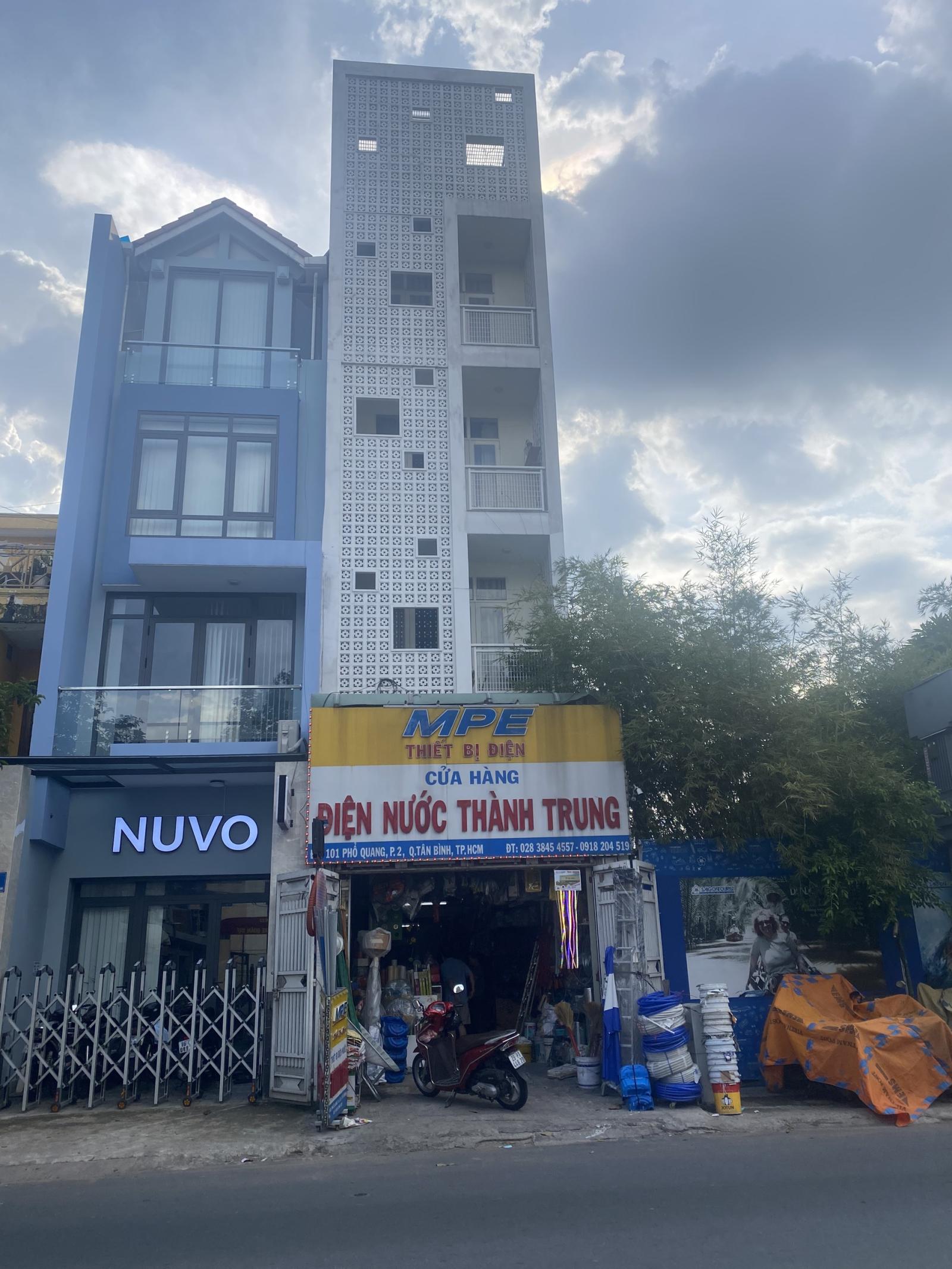Bán nhà mặt tiền Nguyễn Quang Bích nhà DT: 4m x 22,5m kết cấu 3 lầu cực đẹp gần Hoàng Hoa Thám