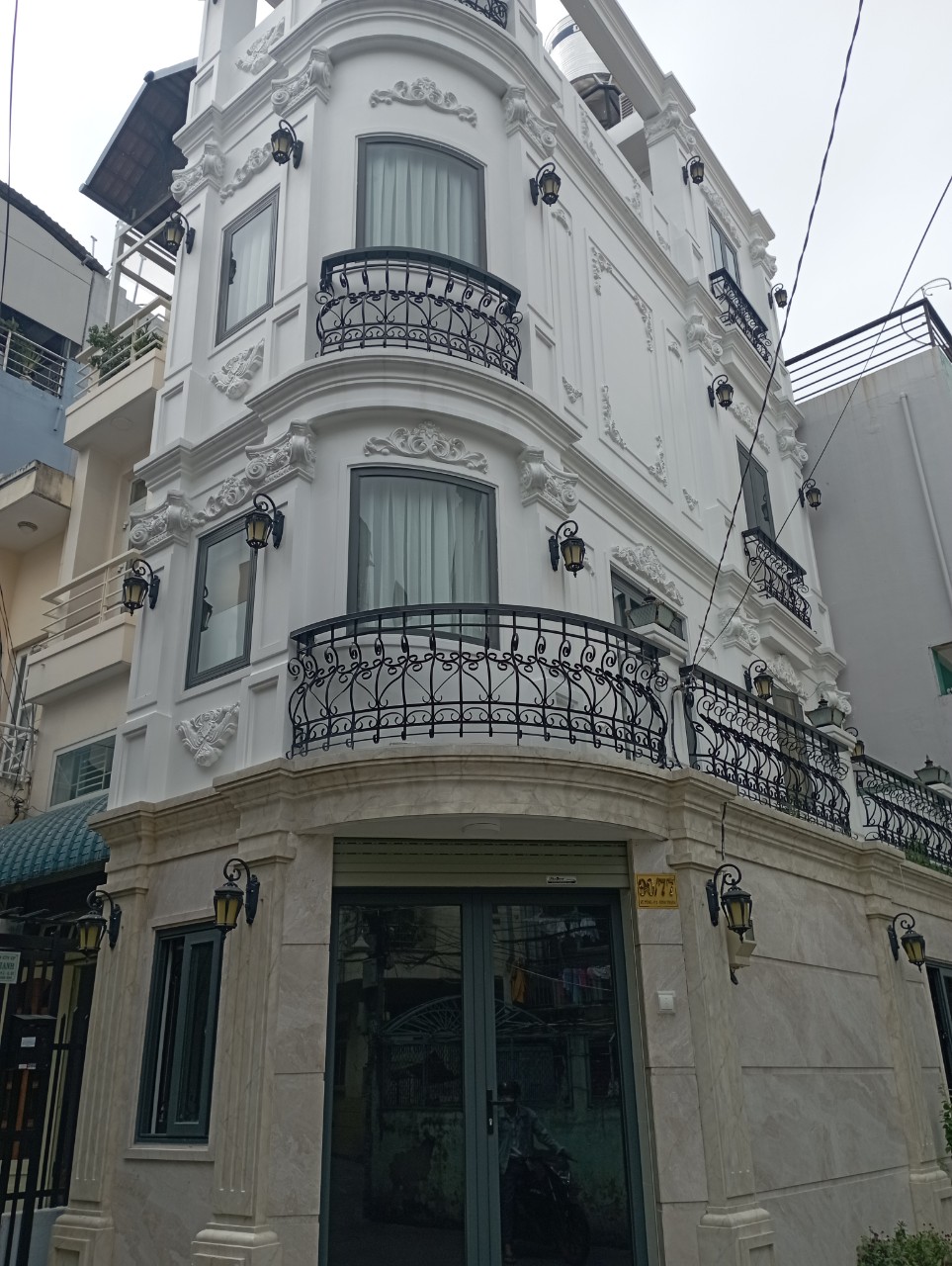 Gia chủ vỡ nợ bán gấp nhà Nơ Trang Long 65m2 (4.5x15m) nhà vuông vức với giá không ngờ .