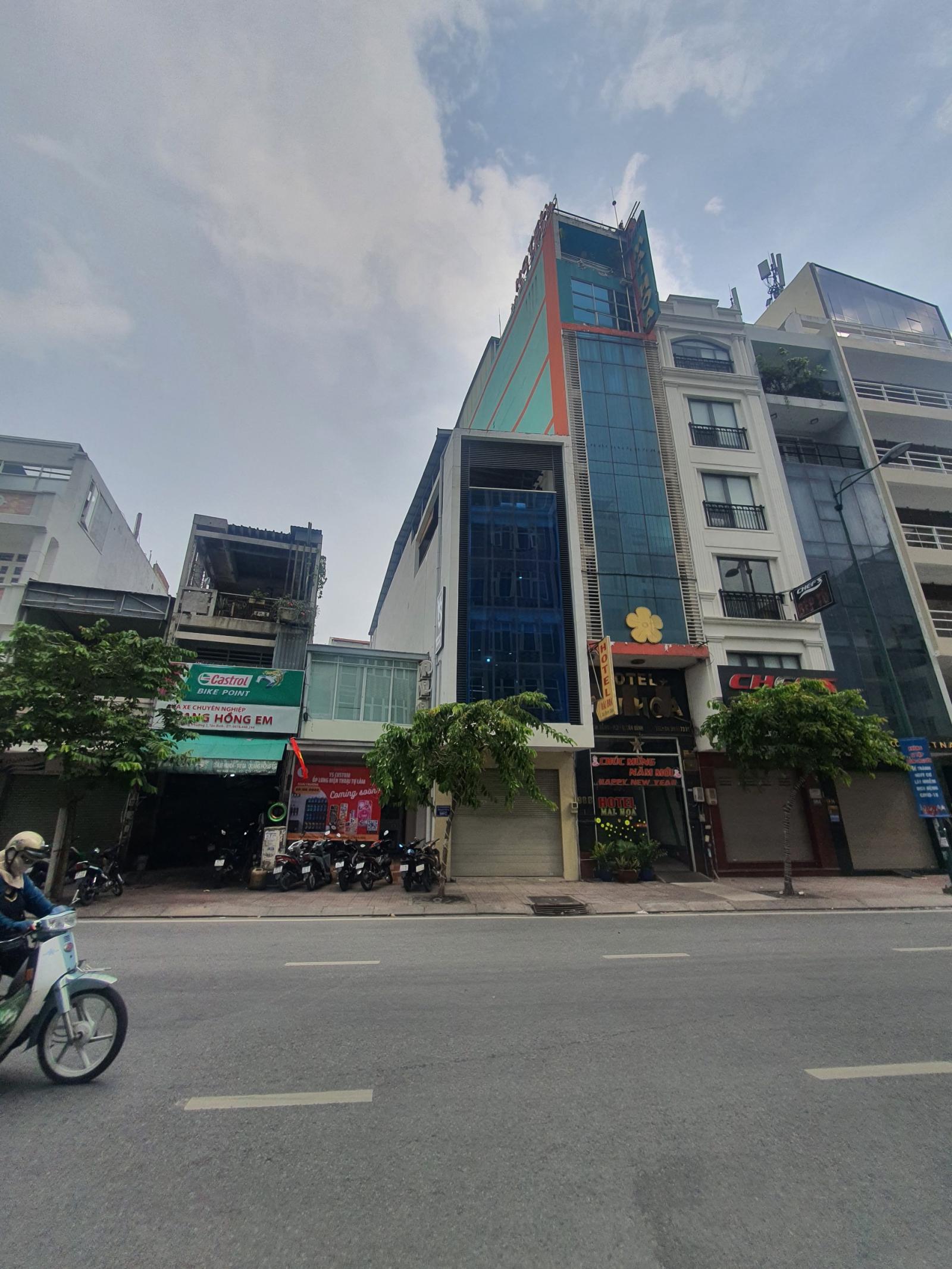 Bán nhà ba mặt tiền Văn Chung ngay nhà ga T3 đang khởi công giá 17,5 tỷ