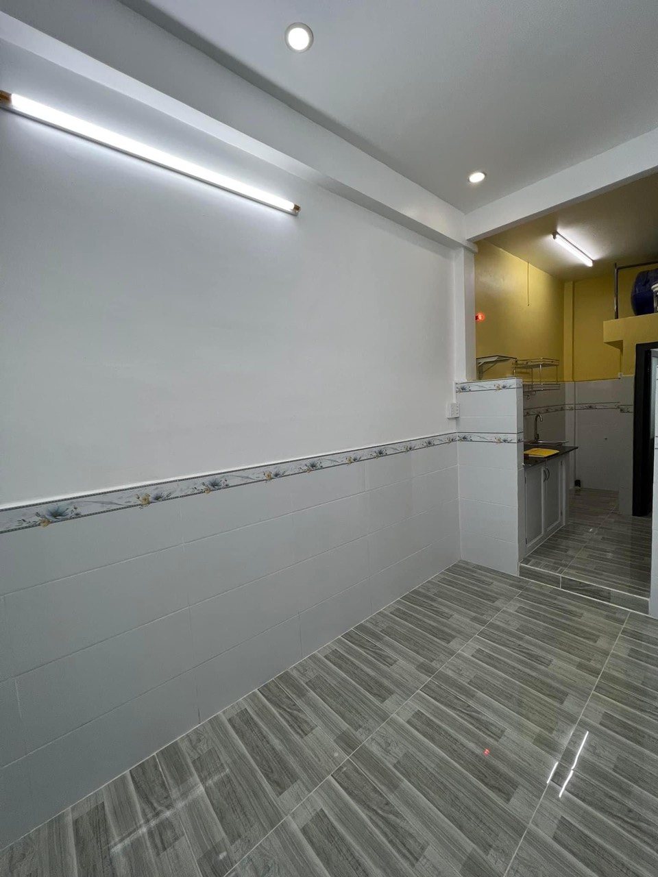 HẺM BÀ HOM, Q6, DTSD 35m2, 2 TẦNG, NHỈNH 2 TỶ. 