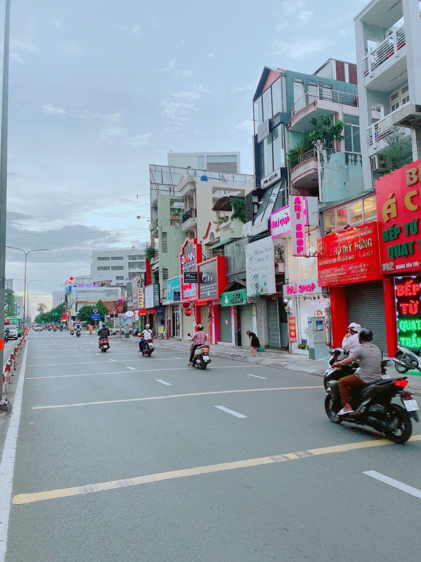 10 x 28m, bán nhà 2 lầu mặt tiền đường Tân Xuân - P. 8 (kế bên chợ vải Tân Bình - giá 48 tỷ TL)