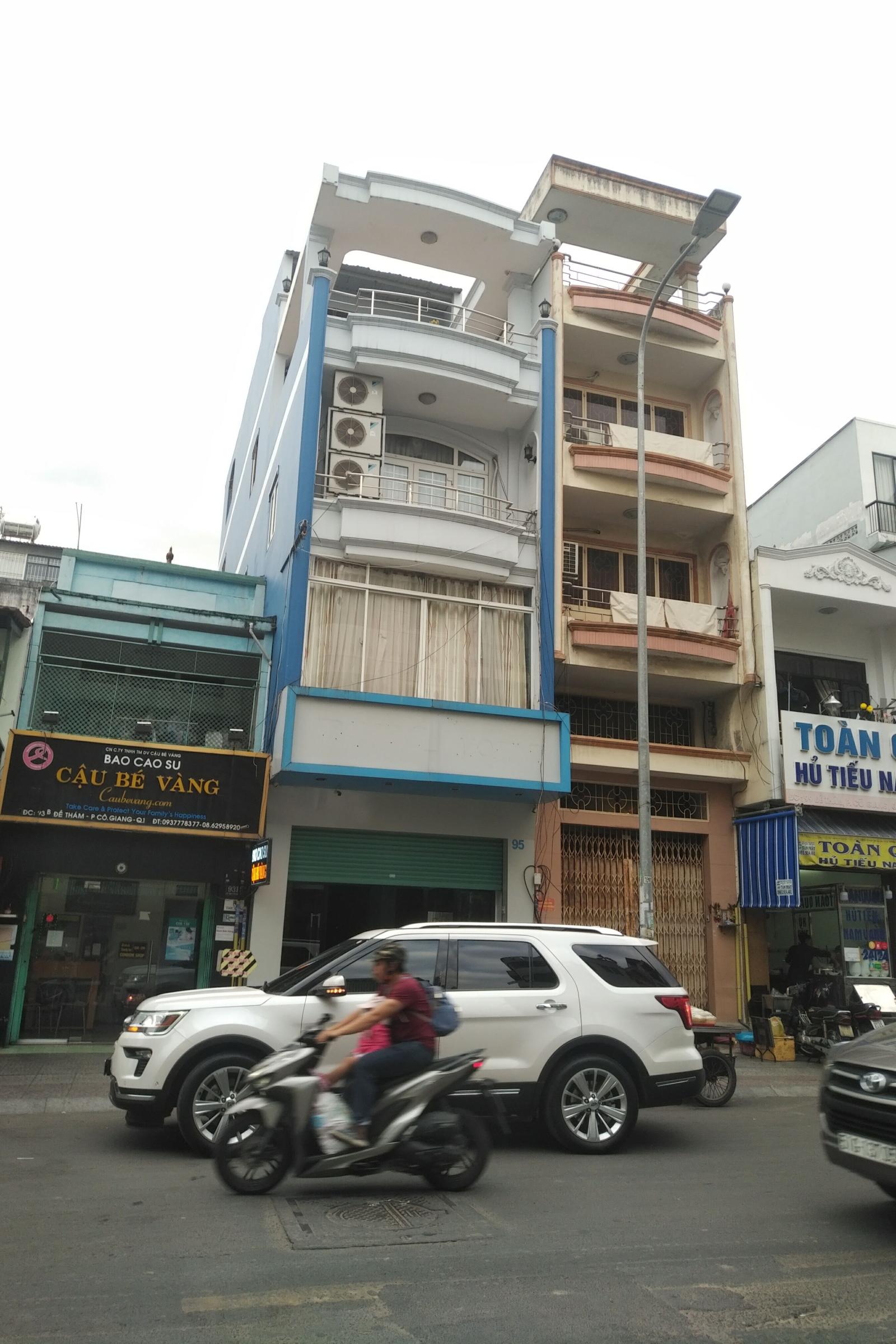 Cần bán nhà MT cực VIP Lê Thị Hồng Gấm quận 1 nhà 7.68x17m T+4L; T+3L 140 tỷ