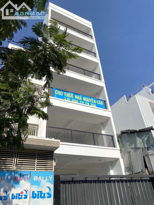 Bán tòa nhà MT Huỳnh Văn Bánh. Dt nở hậu 8x25m. công nhận 140m2. Hầm+7 tầng văn phòng 0931011107
