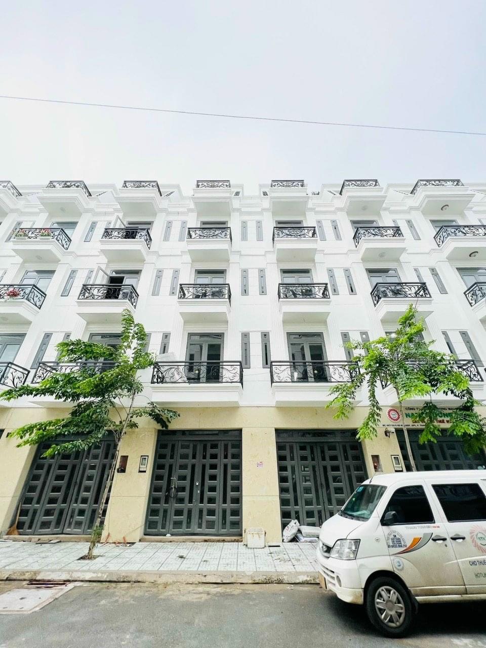 Giá 4,8 tỷ/căn, nhà 1 trệt 3 lầu cuối đường Nguyễn Oanh, Gò Vấp, SHR 