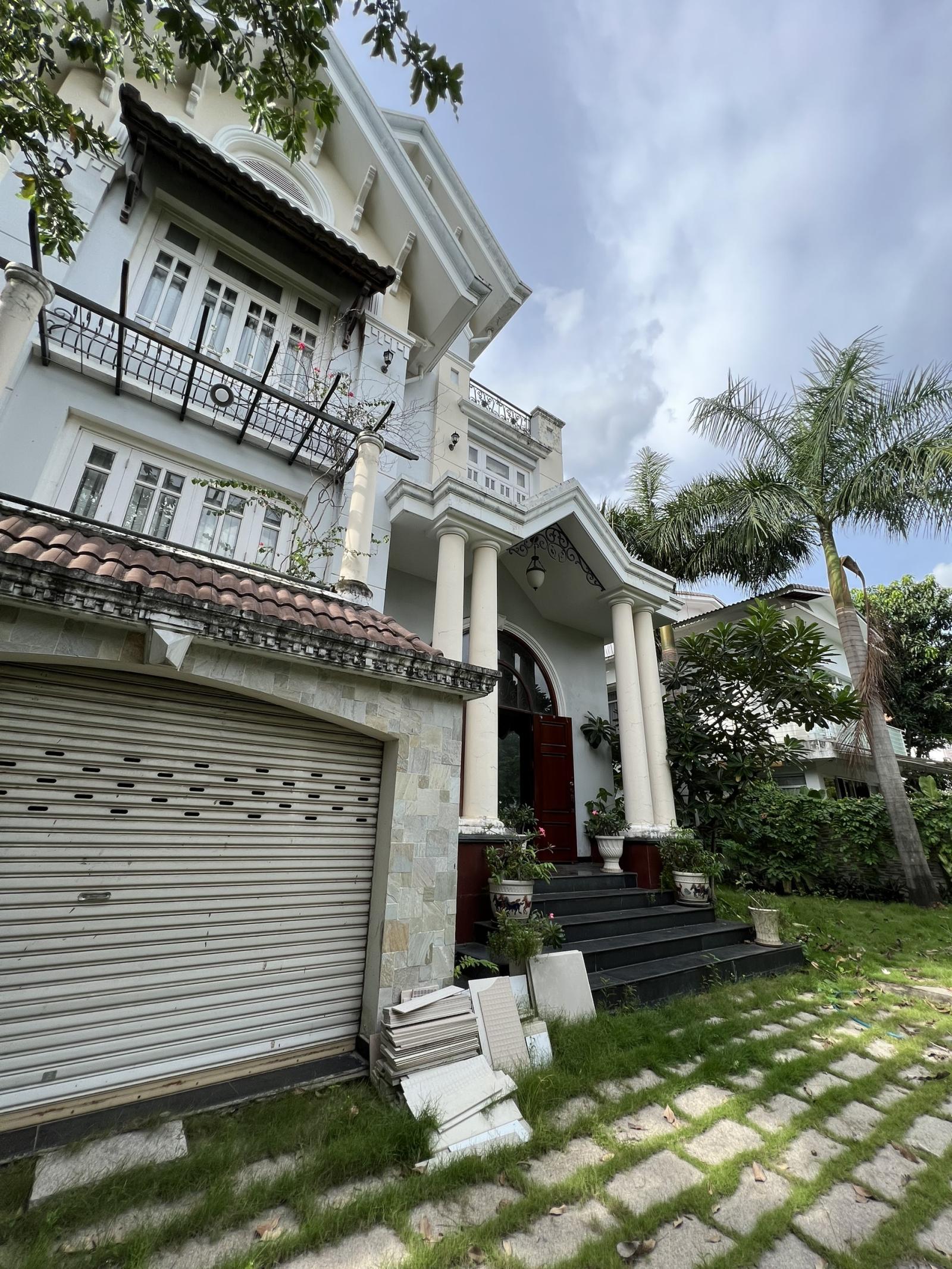 Cần bán Villa trục chính khu Compound Thảo Điền 1 giá tốt nhất thị trường
