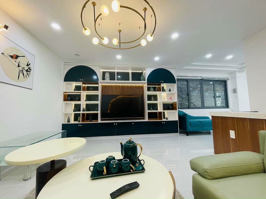 Bán Gấp Tòa Nhà Văn Phòng ngay đường Trường Chinh, Tân Bình